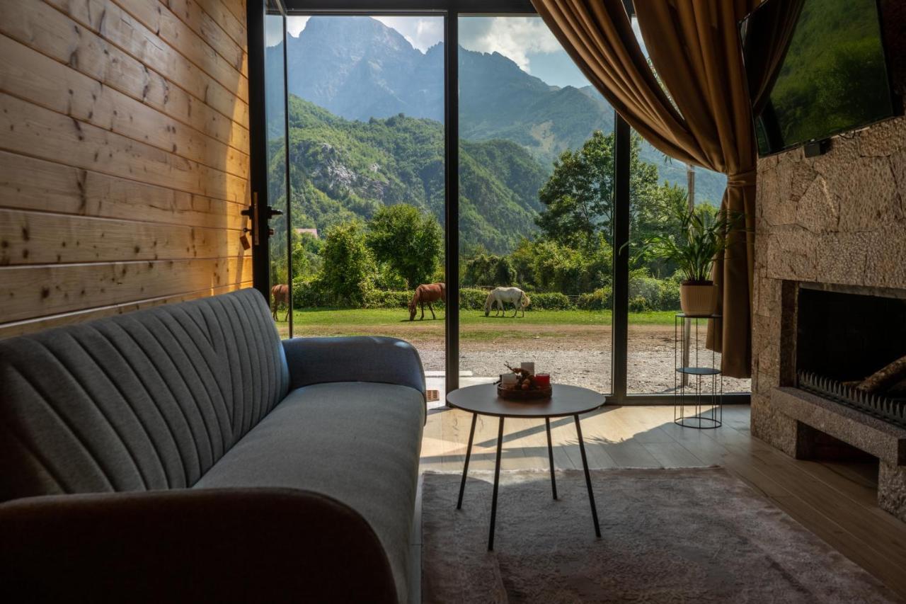 Villa Ujevara E Vogel Theth Kültér fotó