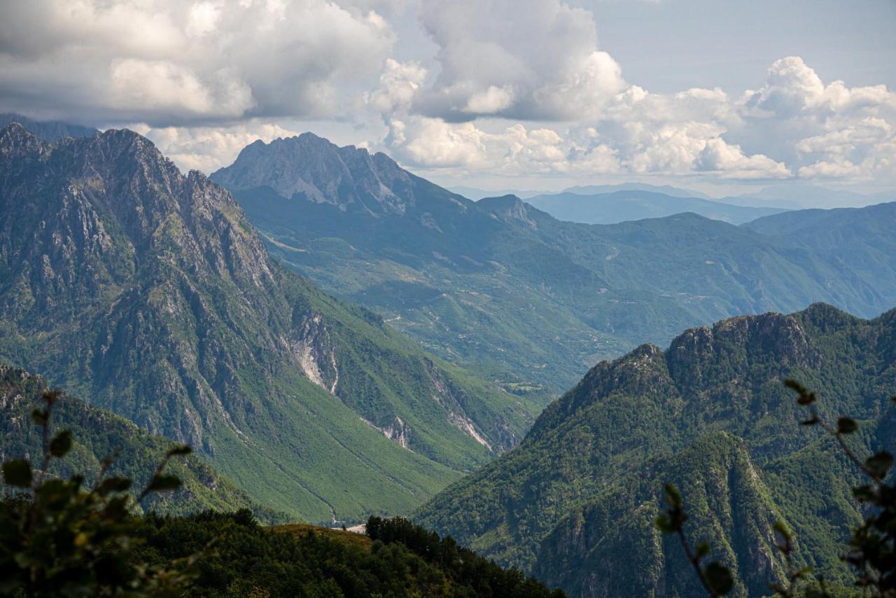 Villa Ujevara E Vogel Theth Kültér fotó