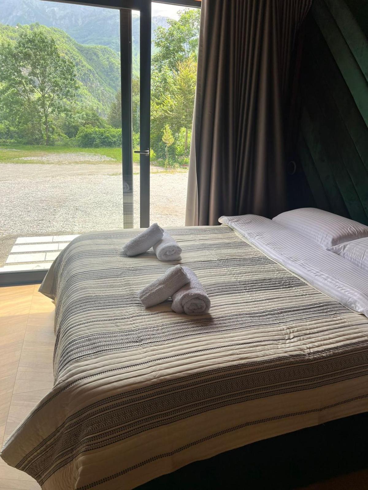 Villa Ujevara E Vogel Theth Kültér fotó